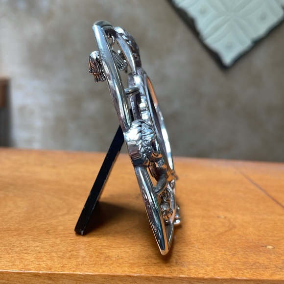 Brighton Snif… Silvertone Dogs Picture Frame - Picture 6 of 12